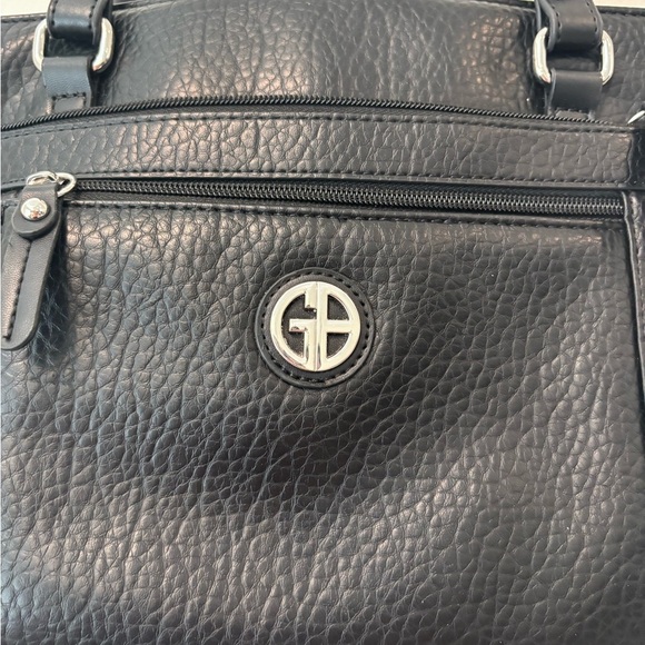 Black Giani Bernini Women’s purse - Picture 2 of 9